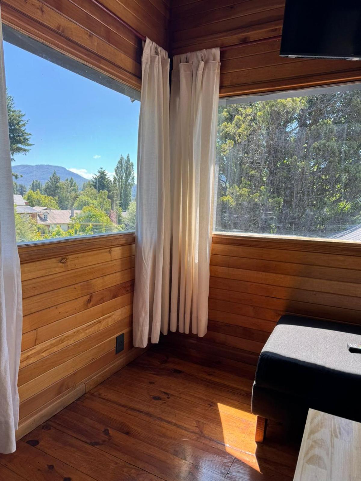 Huilen De Bandurrias Villa San Martín de los Andes Eksteriør bilde